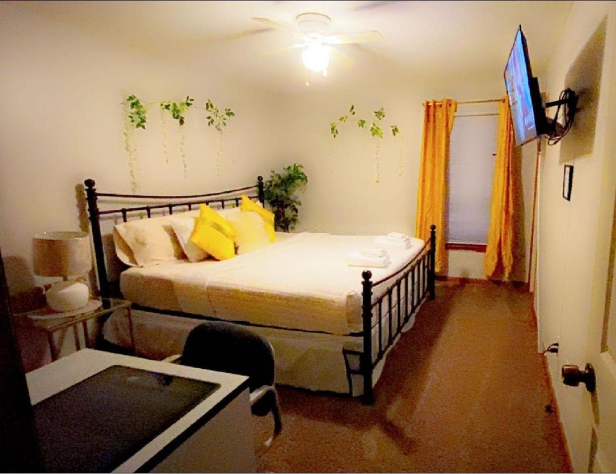 B1 Guest House Hope Mills Zewnętrze zdjęcie